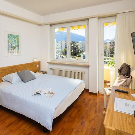 Hotel Rondinella Locarno Kültér fotó