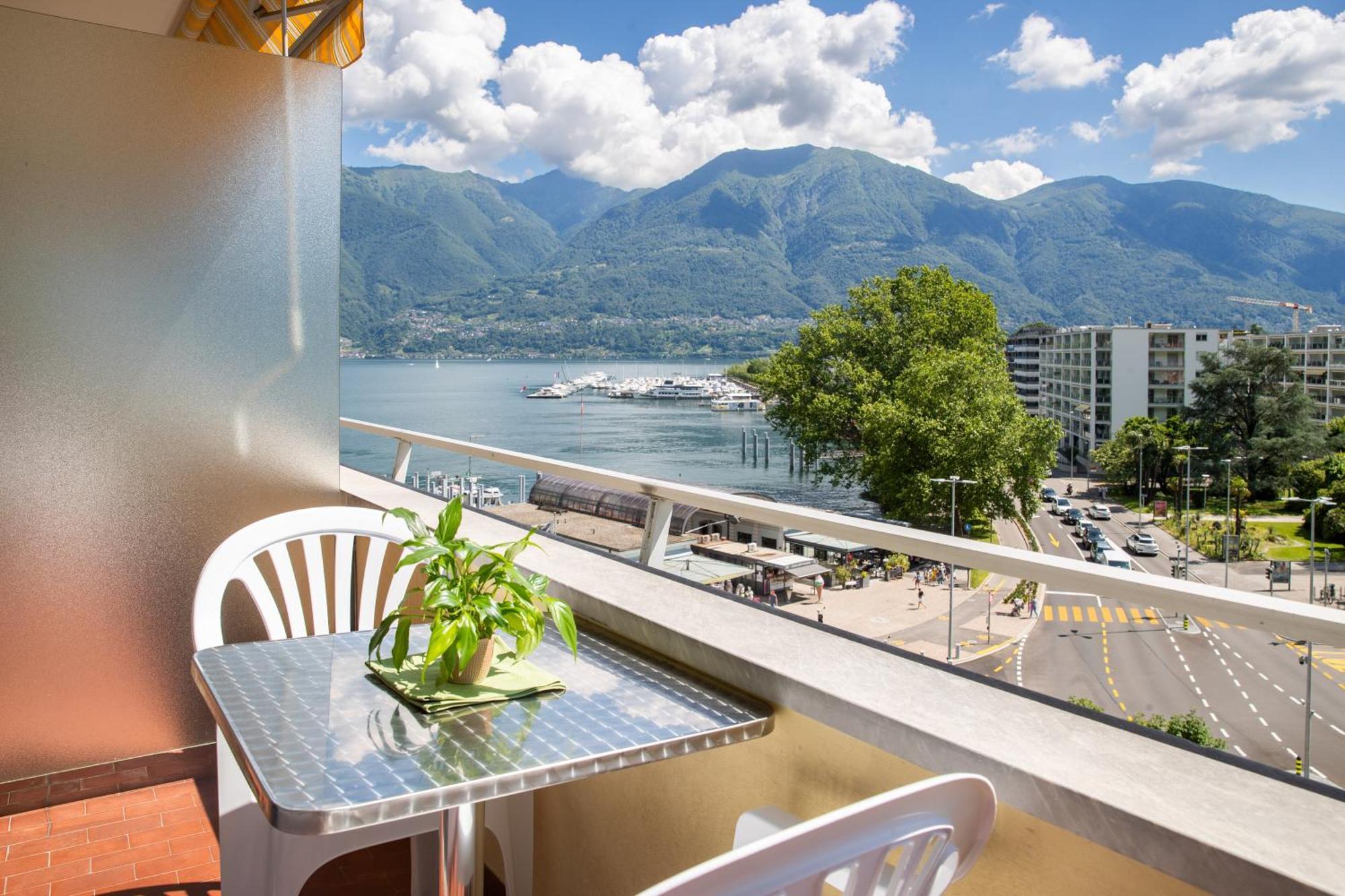 Hotel Rondinella Locarno Kültér fotó