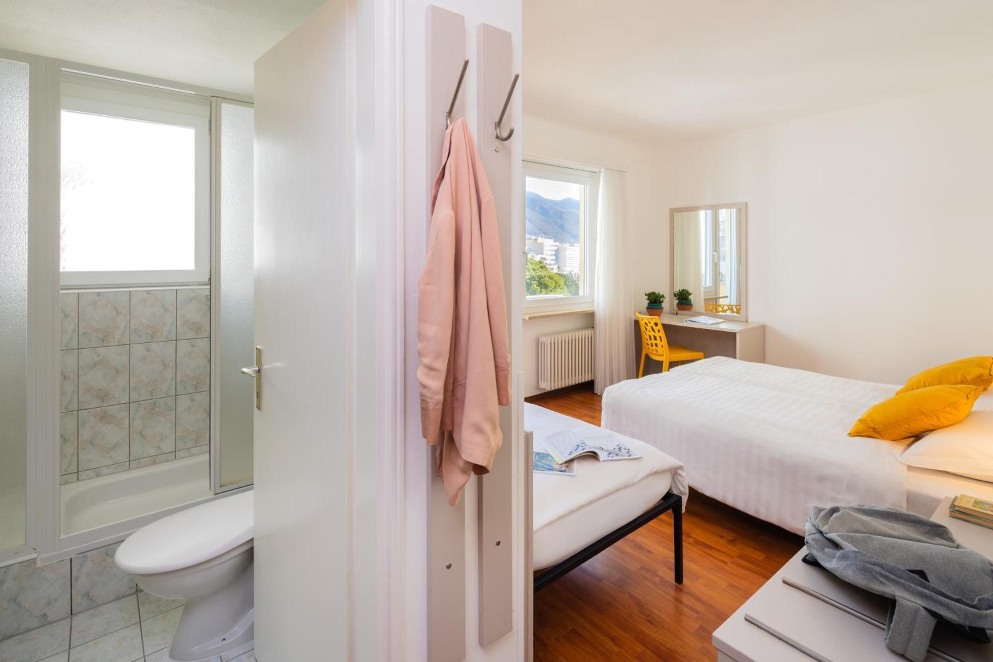 Hotel Rondinella Locarno Kültér fotó