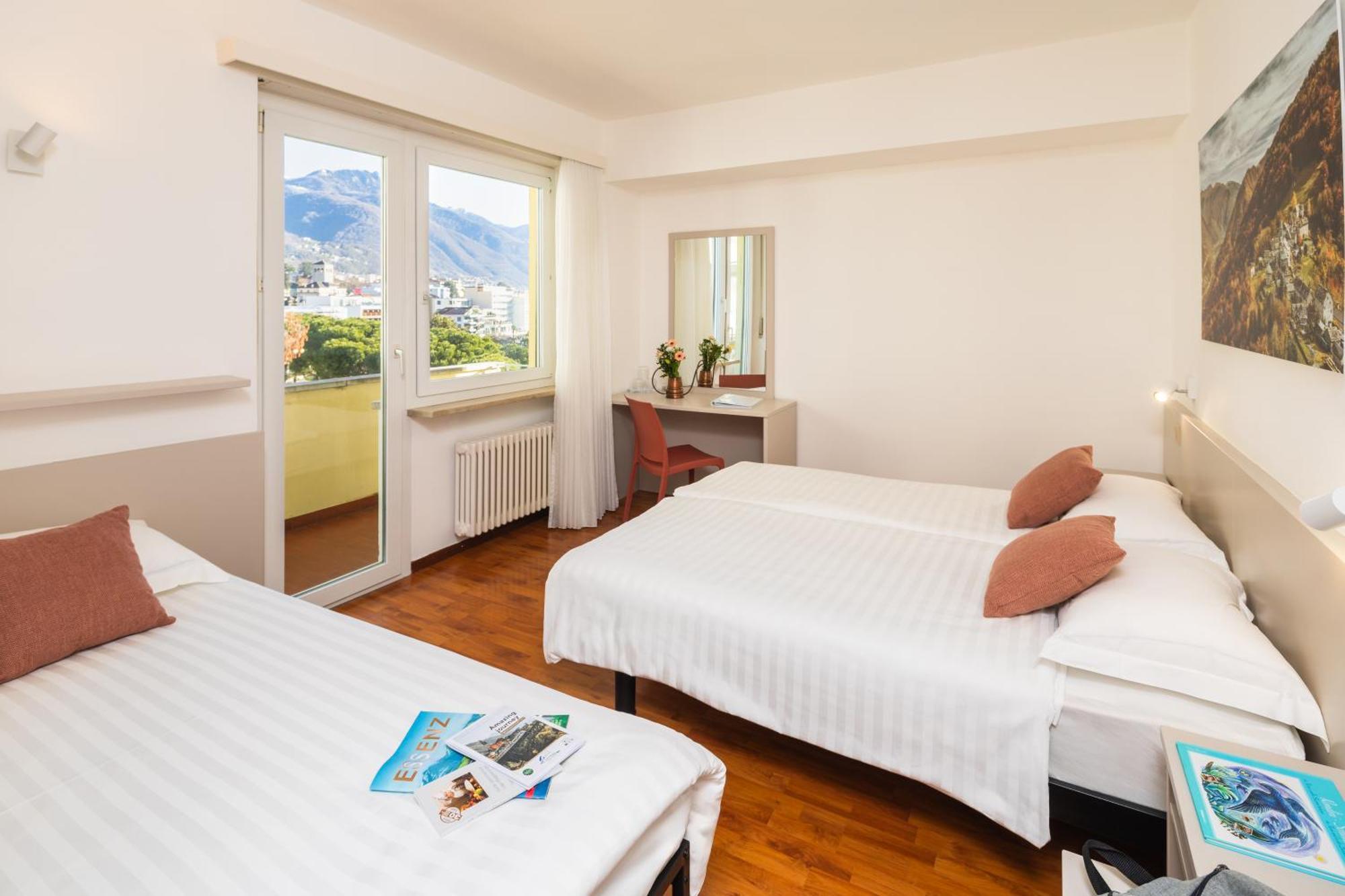 Hotel Rondinella Locarno Kültér fotó